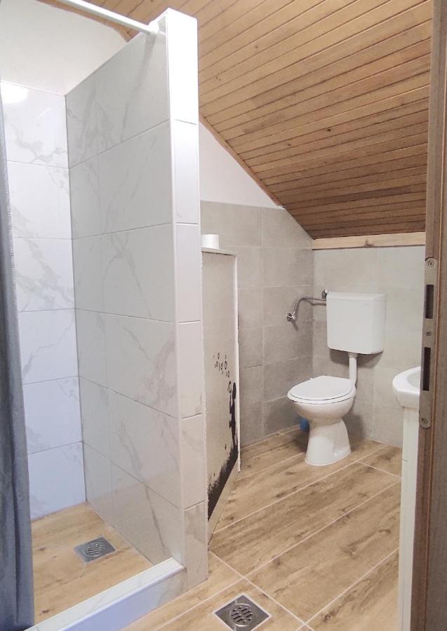 Attico Viva Bed & Breakfast Plitvicka Jezera Bagian luar foto